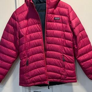 Patagonia Kids reservable Puffer coat in Pink or Navy